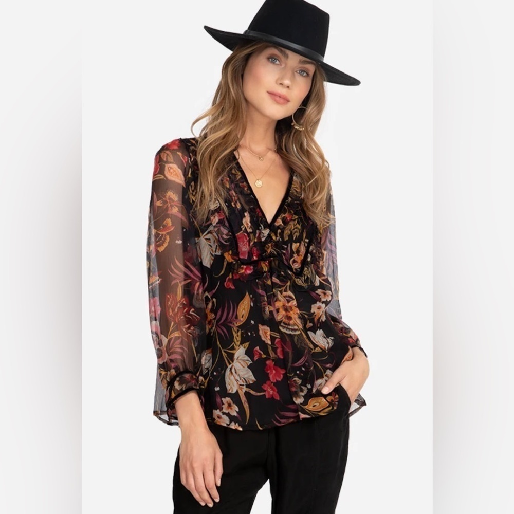 Johnny was BURROWS BLOUSE